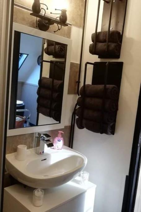 Le Nid Douillet Splendide Linge Fourni Appartement La Bourboule Buitenkant foto